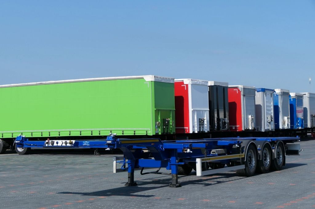 Wielton CHASISS / FOR CONTAINERS / LIFTED AXLE / SAF / - Transporter kontejnera/ Poluprikolica s izmjenjivim sanducima: slika Wielton CHASISS / FOR CONTAINERS / LIFTED AXLE / SAF / - Transporter kontejnera/ Poluprikolica s izmjenjivim sanducima Wielton CHASISS / FOR CONTAINERS / LIFTED AXLE / SAF / - Transporter kontejnera/ Poluprikolica s izmjenjivim sanducima: slika Wielton CHASISS / FOR CONTAINERS / LIFTED AXLE / SAF / - Transporter kontejnera/ Poluprikolica s izmjenjivim sanducima