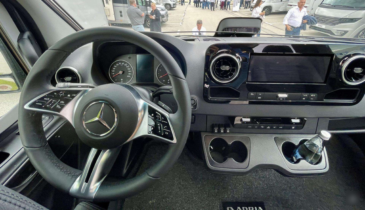 Novi Kamp kombi Adria Super Twin: slika Novi Kamp kombi Adria Super Twin