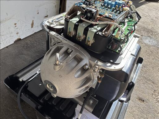 Danfoss Turbocor TT350 Compressor - Oprema za prehrambenu industriju: slika Danfoss Turbocor TT350 Compressor - Oprema za prehrambenu industriju Danfoss Turbocor TT350 Compressor - Oprema za prehrambenu industriju: slika Danfoss Turbocor TT350 Compressor - Oprema za prehrambenu industriju