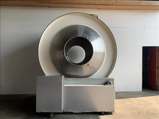 NNP 1500Kg tumbler - Oprema za prehrambenu industriju: slika NNP 1500Kg tumbler - Oprema za prehrambenu industriju NNP 1500Kg tumbler - Oprema za prehrambenu industriju: slika NNP 1500Kg tumbler - Oprema za prehrambenu industriju