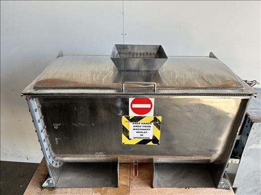 NNP 300 Ribbon blender - Oprema za prehrambenu industriju: slika NNP 300 Ribbon blender - Oprema za prehrambenu industriju NNP 300 Ribbon blender - Oprema za prehrambenu industriju: slika NNP 300 Ribbon blender - Oprema za prehrambenu industriju