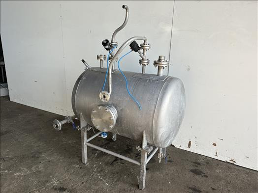 NNP 300L 300L holding vessel - Oprema za prehrambenu industriju: slika NNP 300L 300L holding vessel - Oprema za prehrambenu industriju NNP 300L 300L holding vessel - Oprema za prehrambenu industriju: slika NNP 300L 300L holding vessel - Oprema za prehrambenu industriju