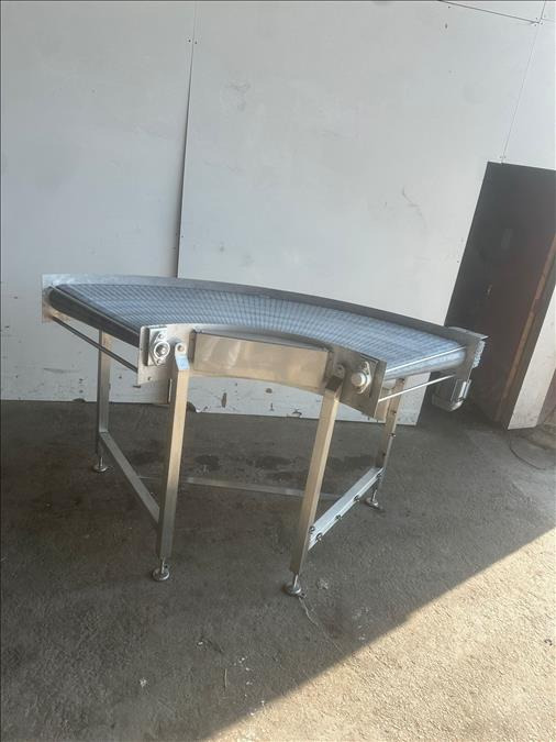 NNP 90 degree conveyor - Transporter: slika NNP 90 degree conveyor - Transporter NNP 90 degree conveyor - Transporter: slika NNP 90 degree conveyor - Transporter