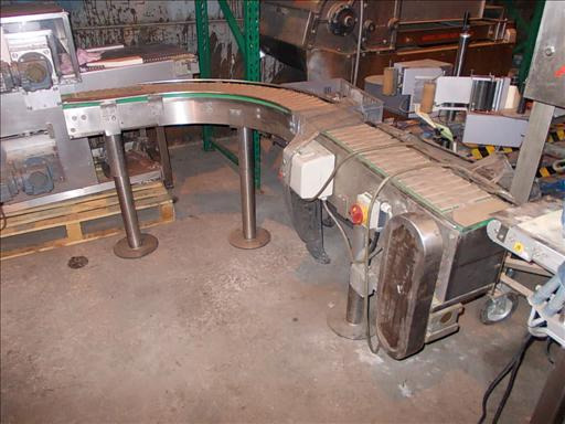 NNP Stainless 90 degree slat band conveyor - Transporter: slika NNP Stainless 90 degree slat band conveyor - Transporter NNP Stainless 90 degree slat band conveyor - Transporter: slika NNP Stainless 90 degree slat band conveyor - Transporter