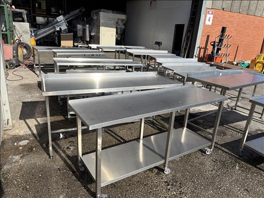 Teknomek Stainless tables - Oprema za prehrambenu industriju: slika Teknomek Stainless tables - Oprema za prehrambenu industriju Teknomek Stainless tables - Oprema za prehrambenu industriju: slika Teknomek Stainless tables - Oprema za prehrambenu industriju