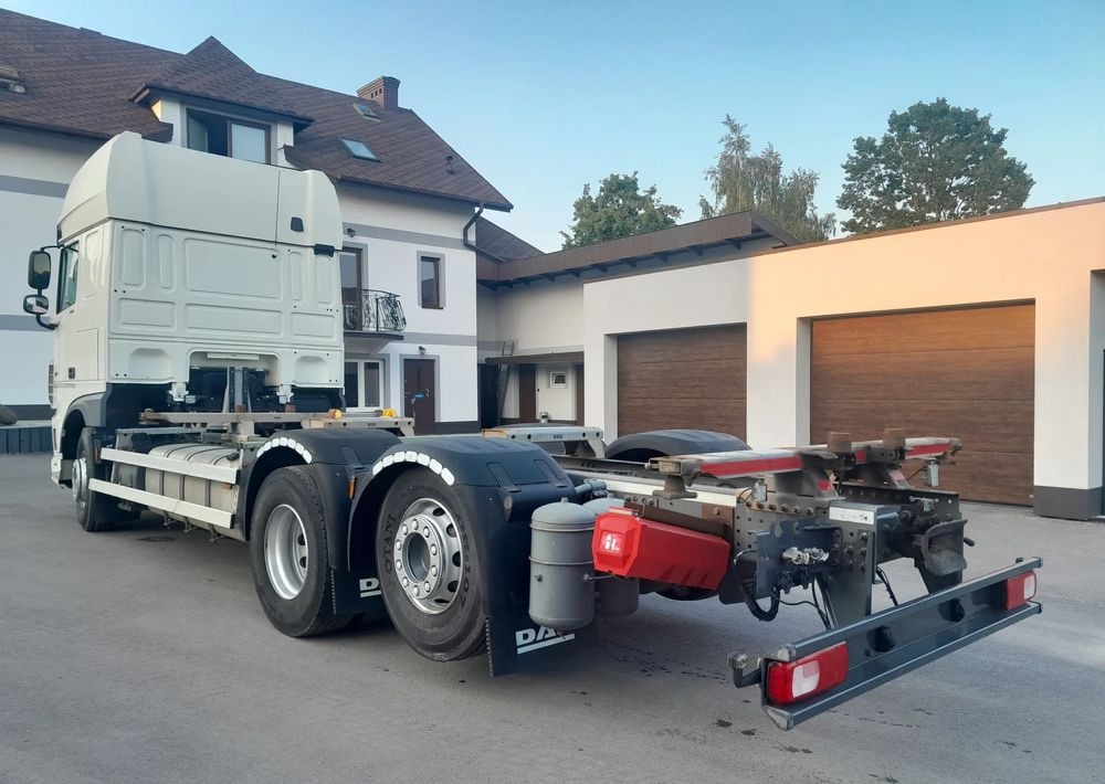 DAF XF 106 450 / BDF RETARDER - Kamion-šasija: slika  DAF XF 106 450 / BDF RETARDER - Kamion-šasija DAF XF 106 450 / BDF RETARDER - Kamion-šasija: slika  DAF XF 106 450 / BDF RETARDER - Kamion-šasija