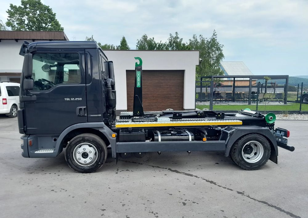 MAN TGL 12.250 nowe urządzenie hakowe SKIBICKI HKS 8/3300 ATEGO / TGM - Kamion s kukastom dizalicom: slika MAN TGL 12.250 nowe urządzenie hakowe SKIBICKI HKS 8/3300 ATEGO / TGM - Kamion s kukastom dizalicom MAN TGL 12.250 nowe urządzenie hakowe SKIBICKI HKS 8/3300 ATEGO / TGM - Kamion s kukastom dizalicom: slika MAN TGL 12.250 nowe urządzenie hakowe SKIBICKI HKS 8/3300 ATEGO / TGM - Kamion s kukastom dizalicom