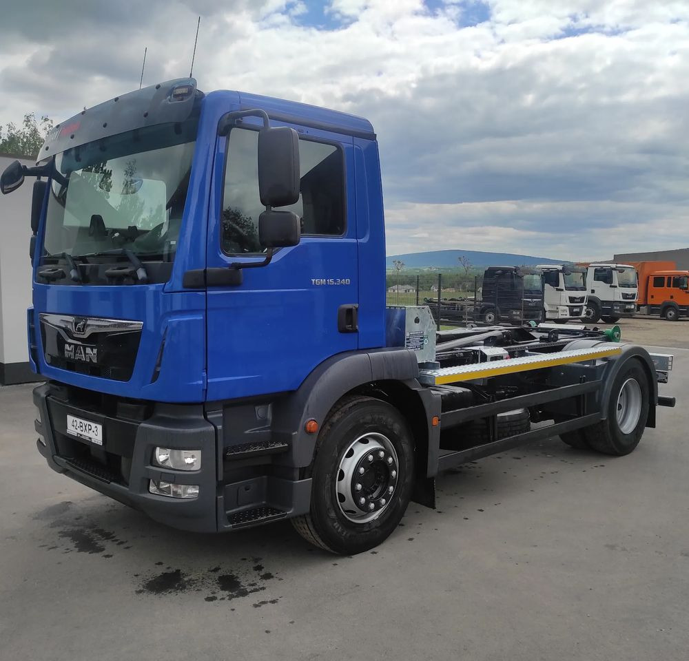 MAN TGM 18.340 urządzenie hakowe AXOR - Kamion s kukastom dizalicom: slika MAN TGM 18.340 urządzenie hakowe AXOR - Kamion s kukastom dizalicom MAN TGM 18.340 urządzenie hakowe AXOR - Kamion s kukastom dizalicom: slika MAN TGM 18.340 urządzenie hakowe AXOR - Kamion s kukastom dizalicom