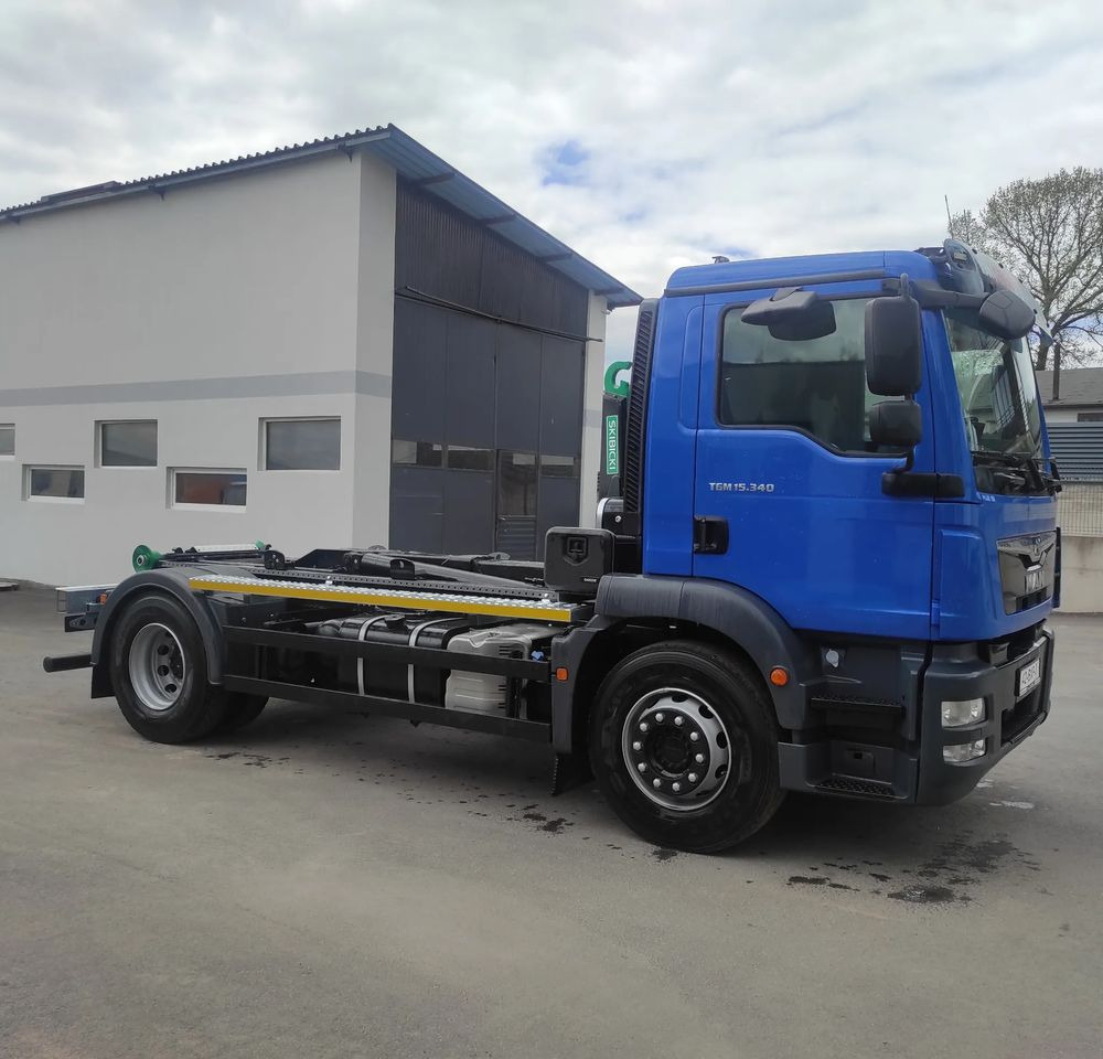 MAN TGM 18.340 urządzenie hakowe AXOR - Kamion s kukastom dizalicom: slika MAN TGM 18.340 urządzenie hakowe AXOR - Kamion s kukastom dizalicom MAN TGM 18.340 urządzenie hakowe AXOR - Kamion s kukastom dizalicom: slika MAN TGM 18.340 urządzenie hakowe AXOR - Kamion s kukastom dizalicom