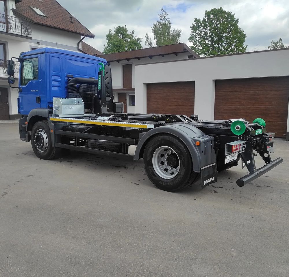 MAN TGM 18.340 urządzenie hakowe AXOR - Kamion s kukastom dizalicom: slika MAN TGM 18.340 urządzenie hakowe AXOR - Kamion s kukastom dizalicom MAN TGM 18.340 urządzenie hakowe AXOR - Kamion s kukastom dizalicom: slika MAN TGM 18.340 urządzenie hakowe AXOR - Kamion s kukastom dizalicom