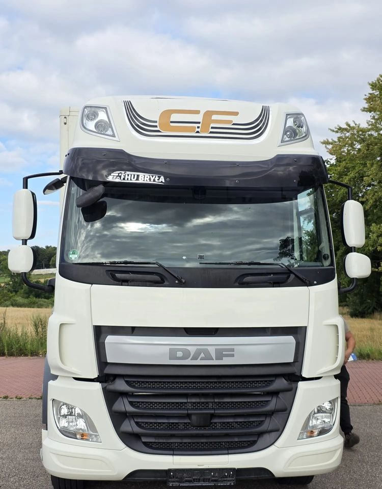 DAF CF 330 / 10.2017 / KONTENER MEBLOWY / IZOTERMA / WINDA / 18 PALET / E6 / NISKI PRZEBIEG / Z NIEMIEC / JAK NOWY / DUŻY SILNIK 10 837cm3// - Kamion sandučar: slika DAF CF 330 / 10.2017 / KONTENER MEBLOWY / IZOTERMA / WINDA / 18 PALET / E6 / NISKI PRZEBIEG / Z NIEMIEC / JAK NOWY / DUŻY SILNIK 10 837cm3// - Kamion sandučar DAF CF 330 / 10.2017 / KONTENER MEBLOWY / IZOTERMA / WINDA / 18 PALET / E6 / NISKI PRZEBIEG / Z NIEMIEC / JAK NOWY / DUŻY SILNIK 10 837cm3// - Kamion sandučar: slika DAF CF 330 / 10.2017 / KONTENER MEBLOWY / IZOTERMA / WINDA / 18 PALET / E6 / NISKI PRZEBIEG / Z NIEMIEC / JAK NOWY / DUŻY SILNIK 10 837cm3// - Kamion sandučar