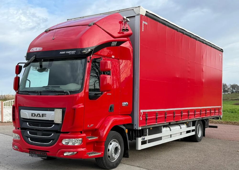 DAF LF 260 / WINDA / 16TON DMC / 3M WYSOKOŚĆ / JUMBO / FIRANKA / SYPIALKA / AUTOMAT / JEDEN WŁAŚCICIE / EURO 6 / 2017/ SPROWADZONY / 19 PALET / DUŻA ŁADOWNOŚĆ / - Kamion s ceradom: slika DAF LF 260 / WINDA / 16TON DMC / 3M WYSOKOŚĆ / JUMBO / FIRANKA / SYPIALKA / AUTOMAT / JEDEN WŁAŚCICIE / EURO 6 / 2017/ SPROWADZONY / 19 PALET / DUŻA ŁADOWNOŚĆ / - Kamion s ceradom DAF LF 260 / WINDA / 16TON DMC / 3M WYSOKOŚĆ / JUMBO / FIRANKA / SYPIALKA / AUTOMAT / JEDEN WŁAŚCICIE / EURO 6 / 2017/ SPROWADZONY / 19 PALET / DUŻA ŁADOWNOŚĆ / - Kamion s ceradom: slika DAF LF 260 / WINDA / 16TON DMC / 3M WYSOKOŚĆ / JUMBO / FIRANKA / SYPIALKA / AUTOMAT / JEDEN WŁAŚCICIE / EURO 6 / 2017/ SPROWADZONY / 19 PALET / DUŻA ŁADOWNOŚĆ / - Kamion s ceradom