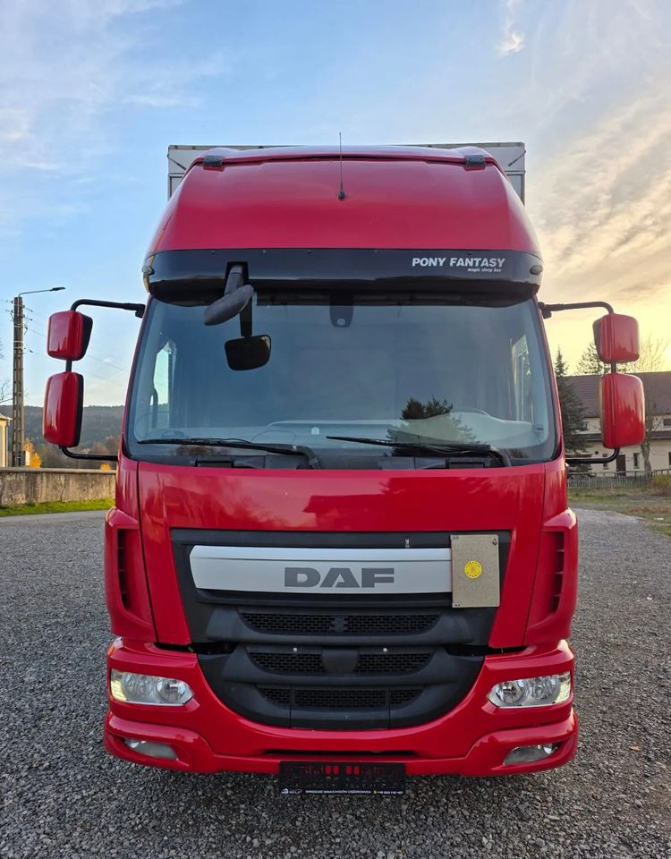 DAF LF 290 / WINDA / 16TON DMC / 3M WYSOKOŚĆ / JUMBO / FIRANKA / SYPIALKA / AUTOMAT / JEDEN WŁAŚCICIE / EURO 6 / 2017/ SPROWADZONY / 19 PALET / DUŻA ŁADOWNOŚĆ / - Kamion s ceradom: slika DAF LF 290 / WINDA / 16TON DMC / 3M WYSOKOŚĆ / JUMBO / FIRANKA / SYPIALKA / AUTOMAT / JEDEN WŁAŚCICIE / EURO 6 / 2017/ SPROWADZONY / 19 PALET / DUŻA ŁADOWNOŚĆ / - Kamion s ceradom DAF LF 290 / WINDA / 16TON DMC / 3M WYSOKOŚĆ / JUMBO / FIRANKA / SYPIALKA / AUTOMAT / JEDEN WŁAŚCICIE / EURO 6 / 2017/ SPROWADZONY / 19 PALET / DUŻA ŁADOWNOŚĆ / - Kamion s ceradom: slika DAF LF 290 / WINDA / 16TON DMC / 3M WYSOKOŚĆ / JUMBO / FIRANKA / SYPIALKA / AUTOMAT / JEDEN WŁAŚCICIE / EURO 6 / 2017/ SPROWADZONY / 19 PALET / DUŻA ŁADOWNOŚĆ / - Kamion s ceradom