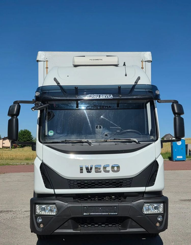 Iveco EUROCARGO 160E320/FIRANKA/WINDA/AUTOMAT/NISKI PRZEBIEG/E6/SPROWADZONY/PIERWSZY WŁAŚCICIEL - Kamion s ceradom: slika Iveco EUROCARGO 160E320/FIRANKA/WINDA/AUTOMAT/NISKI PRZEBIEG/E6/SPROWADZONY/PIERWSZY WŁAŚCICIEL - Kamion s ceradom Iveco EUROCARGO 160E320/FIRANKA/WINDA/AUTOMAT/NISKI PRZEBIEG/E6/SPROWADZONY/PIERWSZY WŁAŚCICIEL - Kamion s ceradom: slika Iveco EUROCARGO 160E320/FIRANKA/WINDA/AUTOMAT/NISKI PRZEBIEG/E6/SPROWADZONY/PIERWSZY WŁAŚCICIEL - Kamion s ceradom