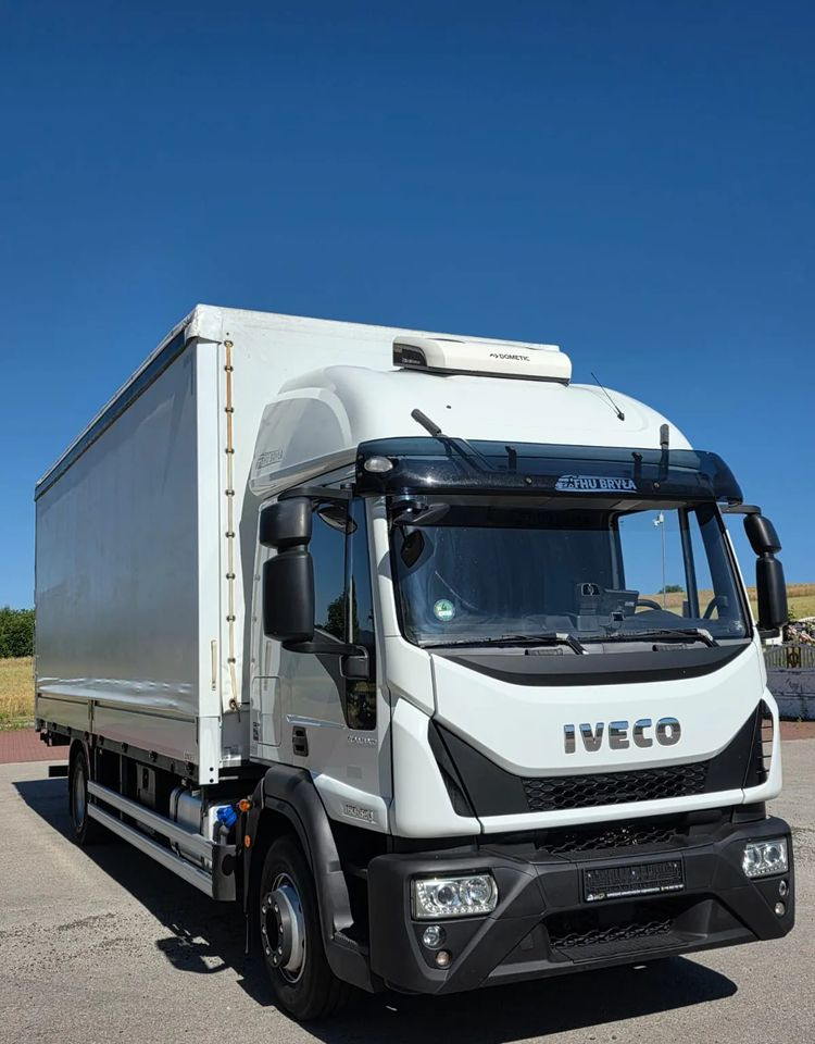 Iveco EUROCARGO 160E320/FIRANKA/WINDA/AUTOMAT/NISKI PRZEBIEG/E6/SPROWADZONY/PIERWSZY WŁAŚCICIEL - Kamion s ceradom: slika Iveco EUROCARGO 160E320/FIRANKA/WINDA/AUTOMAT/NISKI PRZEBIEG/E6/SPROWADZONY/PIERWSZY WŁAŚCICIEL - Kamion s ceradom Iveco EUROCARGO 160E320/FIRANKA/WINDA/AUTOMAT/NISKI PRZEBIEG/E6/SPROWADZONY/PIERWSZY WŁAŚCICIEL - Kamion s ceradom: slika Iveco EUROCARGO 160E320/FIRANKA/WINDA/AUTOMAT/NISKI PRZEBIEG/E6/SPROWADZONY/PIERWSZY WŁAŚCICIEL - Kamion s ceradom