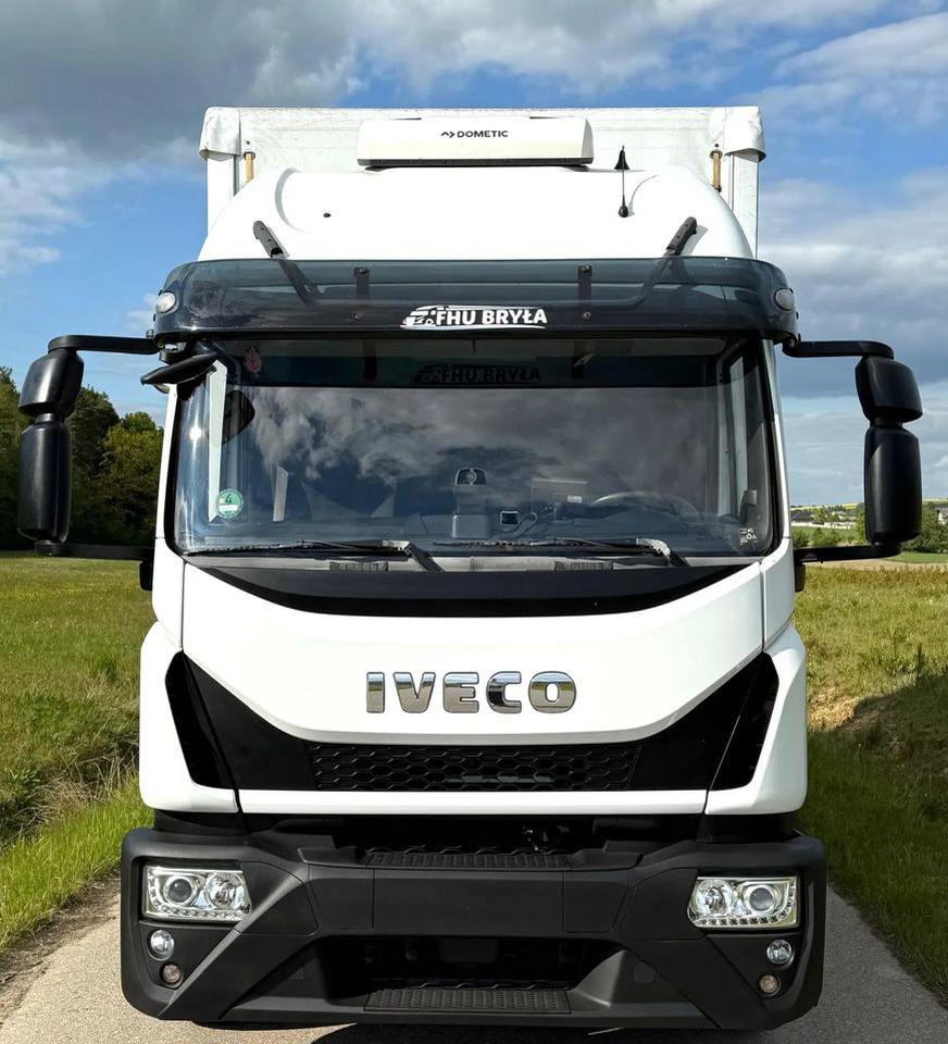 Iveco EUROCARGO 160E320/FIRANKA/WINDA/AUTOMAT/NISKI PRZEBIEG/E6/SPROWADZONY/PIERWSZY WŁAŚCICIEL - Kamion s ceradom: slika Iveco EUROCARGO 160E320/FIRANKA/WINDA/AUTOMAT/NISKI PRZEBIEG/E6/SPROWADZONY/PIERWSZY WŁAŚCICIEL - Kamion s ceradom Iveco EUROCARGO 160E320/FIRANKA/WINDA/AUTOMAT/NISKI PRZEBIEG/E6/SPROWADZONY/PIERWSZY WŁAŚCICIEL - Kamion s ceradom: slika Iveco EUROCARGO 160E320/FIRANKA/WINDA/AUTOMAT/NISKI PRZEBIEG/E6/SPROWADZONY/PIERWSZY WŁAŚCICIEL - Kamion s ceradom