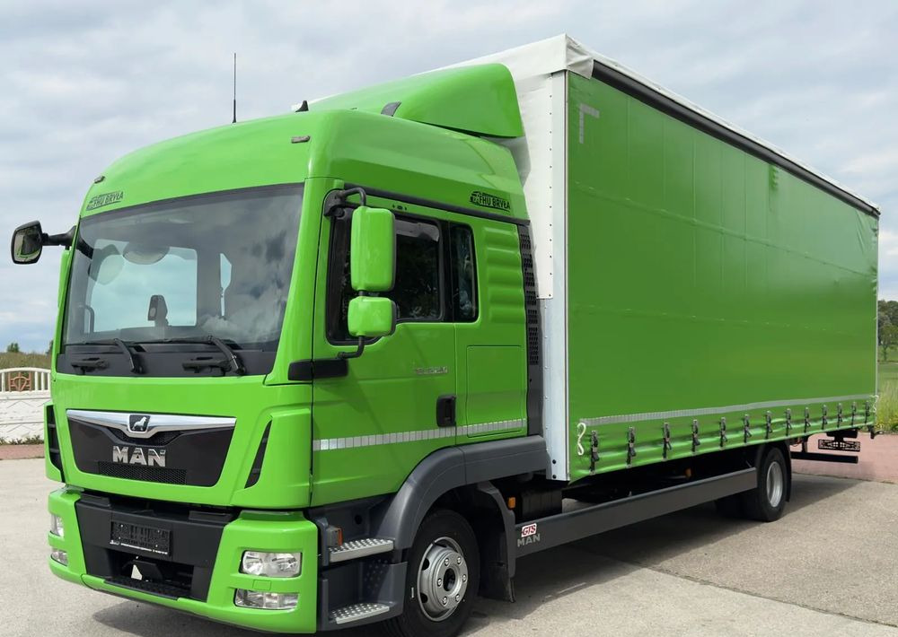 MAN TGL12.250/E6/20PALET/10.2018/SERWISOWANY/NISKI PRZEBIEG/WINDA/FIRANKA//JAK NOWY/SERWISOWANY - Kamion s ceradom: slika MAN TGL12.250/E6/20PALET/10.2018/SERWISOWANY/NISKI PRZEBIEG/WINDA/FIRANKA//JAK NOWY/SERWISOWANY - Kamion s ceradom MAN TGL12.250/E6/20PALET/10.2018/SERWISOWANY/NISKI PRZEBIEG/WINDA/FIRANKA//JAK NOWY/SERWISOWANY - Kamion s ceradom: slika MAN TGL12.250/E6/20PALET/10.2018/SERWISOWANY/NISKI PRZEBIEG/WINDA/FIRANKA//JAK NOWY/SERWISOWANY - Kamion s ceradom