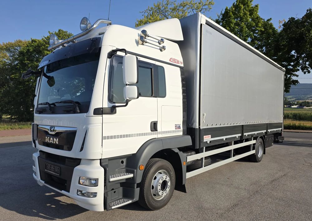 MAN TGM 15.290 / BURTO-FIRANKA / CAŁY NA PODUSZKACH /KLIMA POSTOJOWA / 2018R / NISKI PRZEBIEG / 18 PALET / E6 / JAK NOWY / WINDA / - Kamion s ceradom: slika MAN TGM 15.290 / BURTO-FIRANKA / CAŁY NA PODUSZKACH /KLIMA POSTOJOWA / 2018R / NISKI PRZEBIEG / 18 PALET / E6 / JAK NOWY / WINDA / - Kamion s ceradom MAN TGM 15.290 / BURTO-FIRANKA / CAŁY NA PODUSZKACH /KLIMA POSTOJOWA / 2018R / NISKI PRZEBIEG / 18 PALET / E6 / JAK NOWY / WINDA / - Kamion s ceradom: slika MAN TGM 15.290 / BURTO-FIRANKA / CAŁY NA PODUSZKACH /KLIMA POSTOJOWA / 2018R / NISKI PRZEBIEG / 18 PALET / E6 / JAK NOWY / WINDA / - Kamion s ceradom
