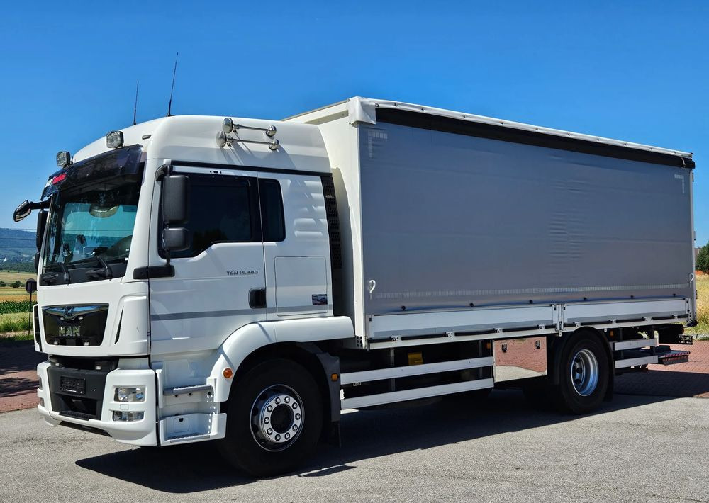 MAN TGM 15.290/E6/FIRANKA/BURTO-FIRANKA/SZKOŁA JAZDY/MAŁY ROZSTAW OSI/16PALET/WINDA/NISKI PRZEBIEG/2019/SERWISOWANY/JAK NOWY - Kamion s ceradom: slika MAN TGM 15.290/E6/FIRANKA/BURTO-FIRANKA/SZKOŁA JAZDY/MAŁY ROZSTAW OSI/16PALET/WINDA/NISKI PRZEBIEG/2019/SERWISOWANY/JAK NOWY - Kamion s ceradom MAN TGM 15.290/E6/FIRANKA/BURTO-FIRANKA/SZKOŁA JAZDY/MAŁY ROZSTAW OSI/16PALET/WINDA/NISKI PRZEBIEG/2019/SERWISOWANY/JAK NOWY - Kamion s ceradom: slika MAN TGM 15.290/E6/FIRANKA/BURTO-FIRANKA/SZKOŁA JAZDY/MAŁY ROZSTAW OSI/16PALET/WINDA/NISKI PRZEBIEG/2019/SERWISOWANY/JAK NOWY - Kamion s ceradom