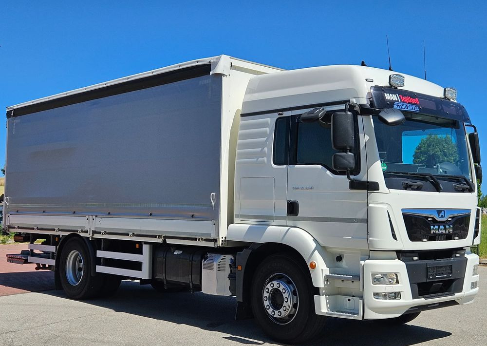 MAN TGM 15.290/E6/FIRANKA/BURTO-FIRANKA/SZKOŁA JAZDY/MAŁY ROZSTAW OSI/16PALET/WINDA/NISKI PRZEBIEG/2019/SERWISOWANY/JAK NOWY - Kamion s ceradom: slika MAN TGM 15.290/E6/FIRANKA/BURTO-FIRANKA/SZKOŁA JAZDY/MAŁY ROZSTAW OSI/16PALET/WINDA/NISKI PRZEBIEG/2019/SERWISOWANY/JAK NOWY - Kamion s ceradom MAN TGM 15.290/E6/FIRANKA/BURTO-FIRANKA/SZKOŁA JAZDY/MAŁY ROZSTAW OSI/16PALET/WINDA/NISKI PRZEBIEG/2019/SERWISOWANY/JAK NOWY - Kamion s ceradom: slika MAN TGM 15.290/E6/FIRANKA/BURTO-FIRANKA/SZKOŁA JAZDY/MAŁY ROZSTAW OSI/16PALET/WINDA/NISKI PRZEBIEG/2019/SERWISOWANY/JAK NOWY - Kamion s ceradom