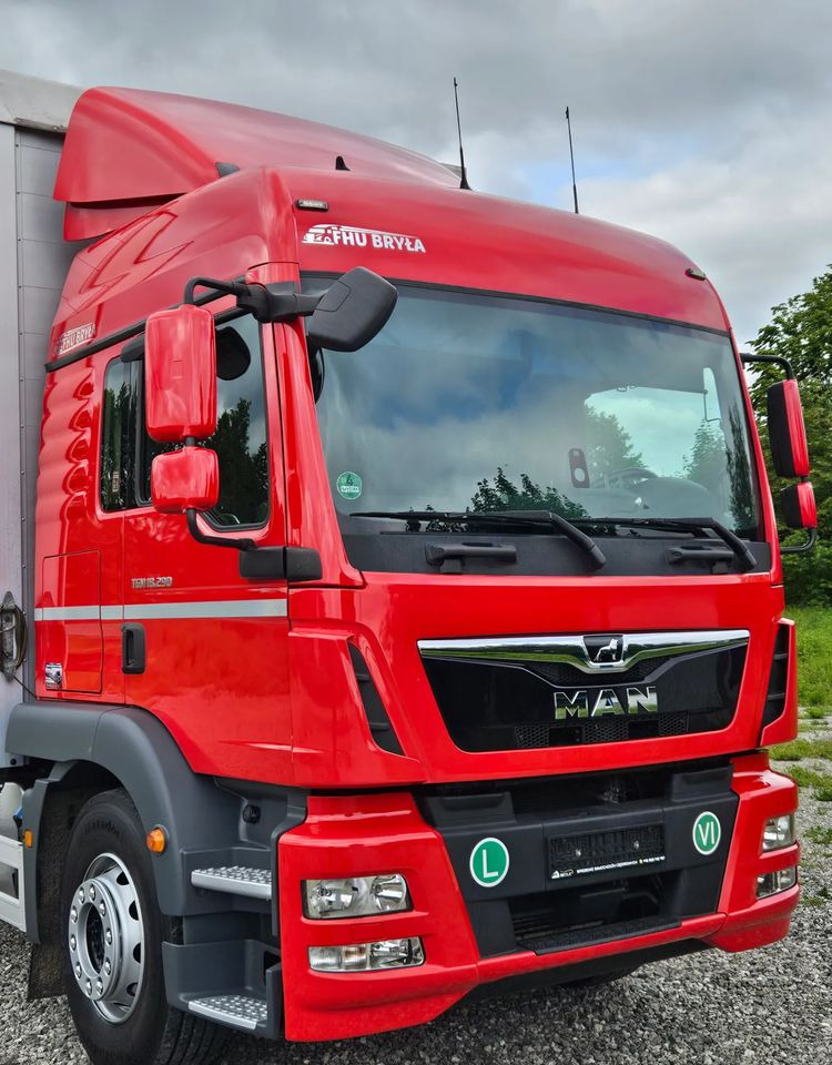 MAN TGM 18.290/15.290/E6/21PALET/9400 ŁADOWNOŚĆ/SERWISOWANY/NISKI PRZEBIEG/WINDA/FIRANKA/SPROWADZONY/2019/NISKI PRZEBIEG/PIERWSZY WŁAŚCICIEL/ - Kamion s ceradom: slika MAN TGM 18.290/15.290/E6/21PALET/9400 ŁADOWNOŚĆ/SERWISOWANY/NISKI PRZEBIEG/WINDA/FIRANKA/SPROWADZONY/2019/NISKI PRZEBIEG/PIERWSZY WŁAŚCICIEL/ - Kamion s ceradom MAN TGM 18.290/15.290/E6/21PALET/9400 ŁADOWNOŚĆ/SERWISOWANY/NISKI PRZEBIEG/WINDA/FIRANKA/SPROWADZONY/2019/NISKI PRZEBIEG/PIERWSZY WŁAŚCICIEL/ - Kamion s ceradom: slika MAN TGM 18.290/15.290/E6/21PALET/9400 ŁADOWNOŚĆ/SERWISOWANY/NISKI PRZEBIEG/WINDA/FIRANKA/SPROWADZONY/2019/NISKI PRZEBIEG/PIERWSZY WŁAŚCICIEL/ - Kamion s ceradom