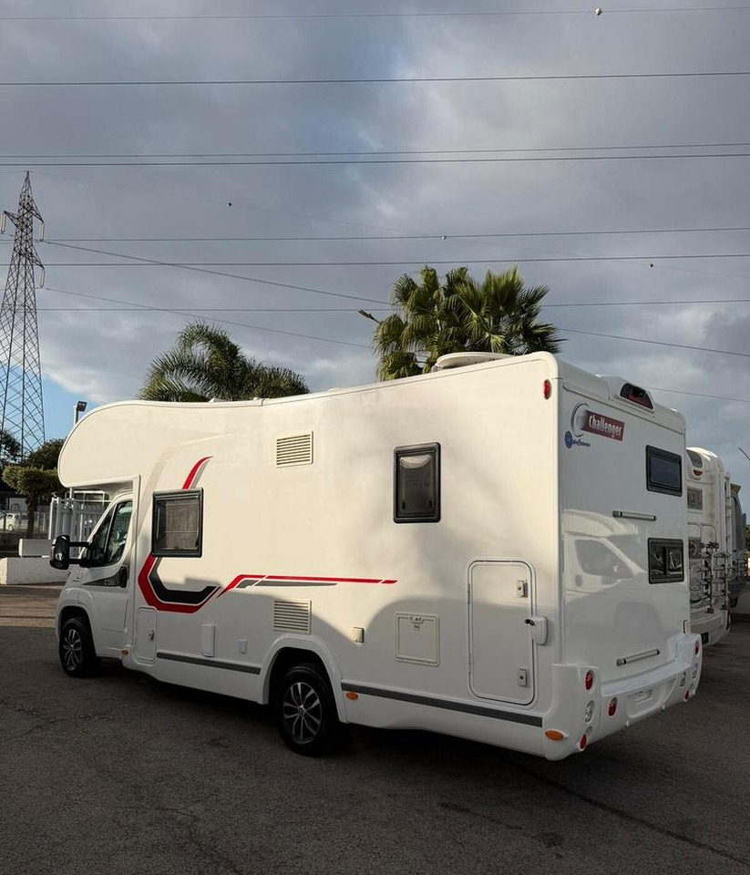 Challenger C 256 - Alkoven kamper: slika Challenger C 256 - Alkoven kamper Challenger C 256 - Alkoven kamper: slika Challenger C 256 - Alkoven kamper