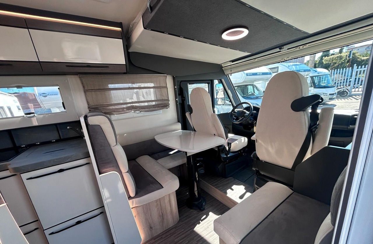 - Kamper: slika - Kamper - Kamper: slika - Kamper