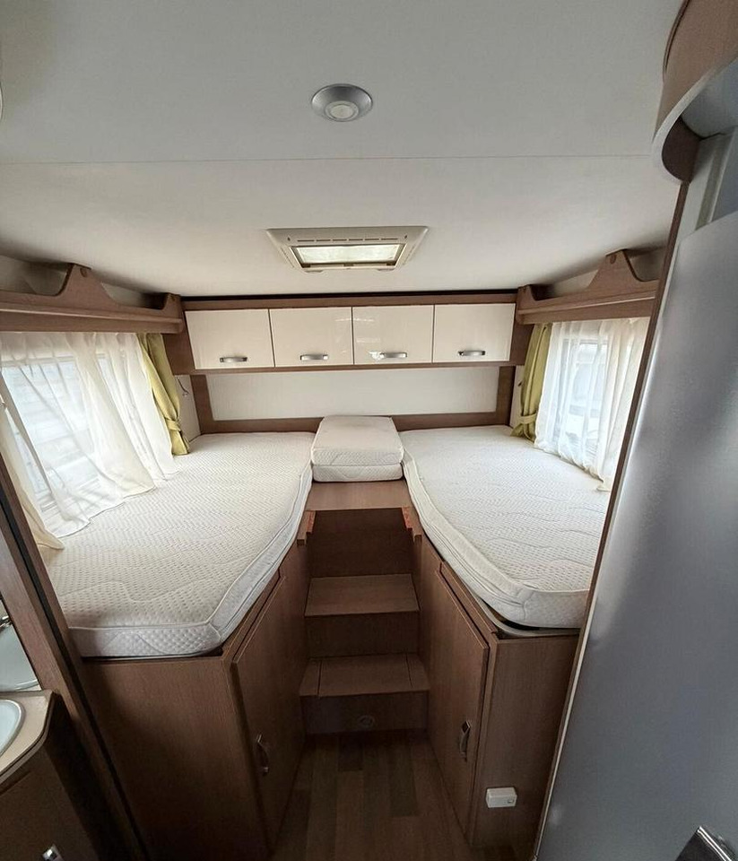 Mclouis MC LOUIS MC2 73G - Poluintegrirani kamper: slika Mclouis MC LOUIS MC2 73G - Poluintegrirani kamper Mclouis MC LOUIS MC2 73G - Poluintegrirani kamper: slika Mclouis MC LOUIS MC2 73G - Poluintegrirani kamper