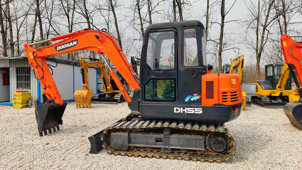 Doosan DH 55-7 DH55 - Mini bager: slika Doosan DH 55-7 DH55 - Mini bager Doosan DH 55-7 DH55 - Mini bager: slika Doosan DH 55-7 DH55 - Mini bager