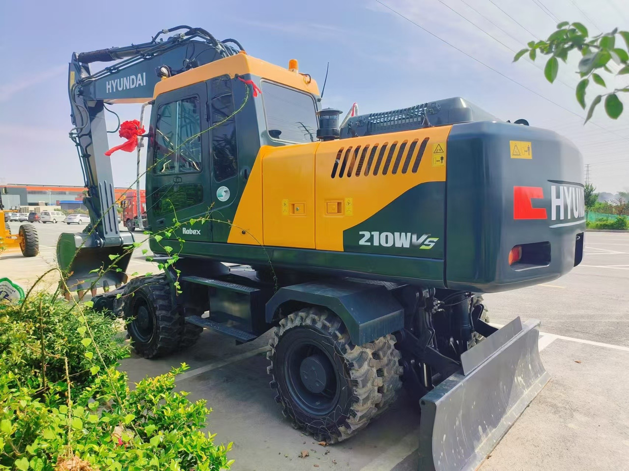 Hyundai Korea imports Hyundai 210 Wheel excavator - Bager na kotačima: slika Hyundai Korea imports Hyundai 210 Wheel excavator - Bager na kotačima Hyundai Korea imports Hyundai 210 Wheel excavator - Bager na kotačima: slika Hyundai Korea imports Hyundai 210 Wheel excavator - Bager na kotačima