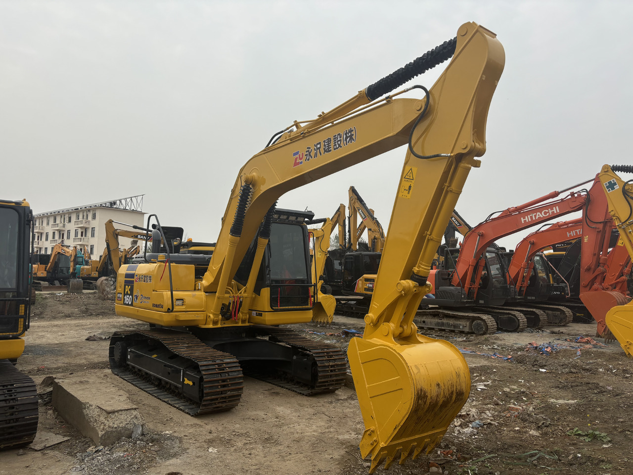 KOMATSU PC160 - Bager gusjeničar: slika KOMATSU PC160 - Bager gusjeničar KOMATSU PC160 - Bager gusjeničar: slika KOMATSU PC160 - Bager gusjeničar