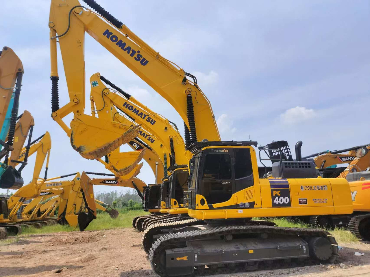 KOMATSU PC400-8 - Bager gusjeničar: slika KOMATSU PC400-8 - Bager gusjeničar KOMATSU PC400-8 - Bager gusjeničar: slika KOMATSU PC400-8 - Bager gusjeničar
