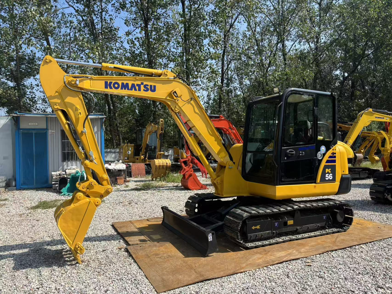 KOMATSU PC56 - Mini bager: slika KOMATSU PC56 - Mini bager KOMATSU PC56 - Mini bager: slika KOMATSU PC56 - Mini bager