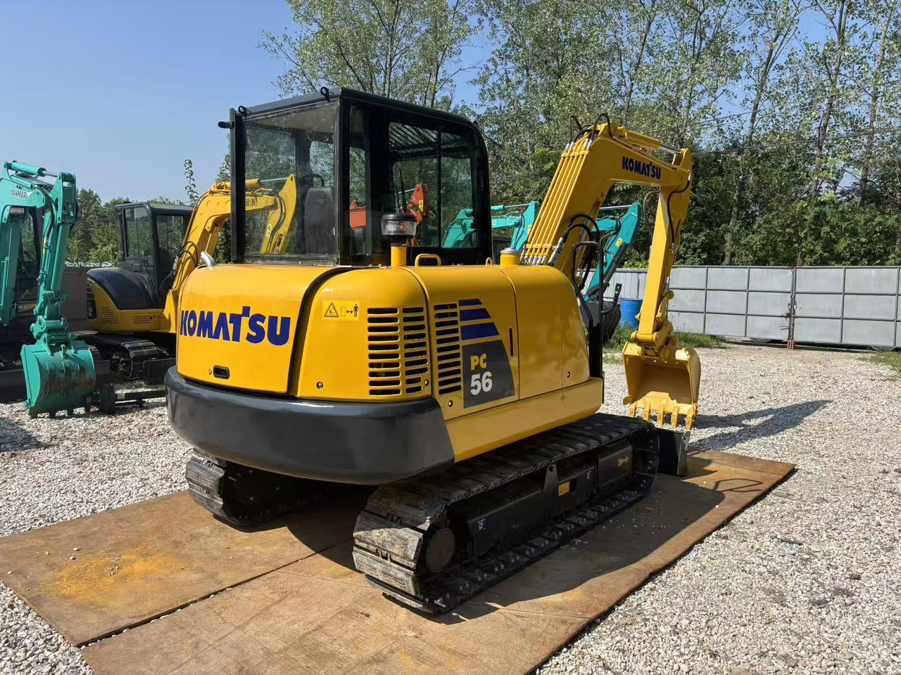 KOMATSU PC56 - Mini bager: slika KOMATSU PC56 - Mini bager KOMATSU PC56 - Mini bager: slika KOMATSU PC56 - Mini bager
