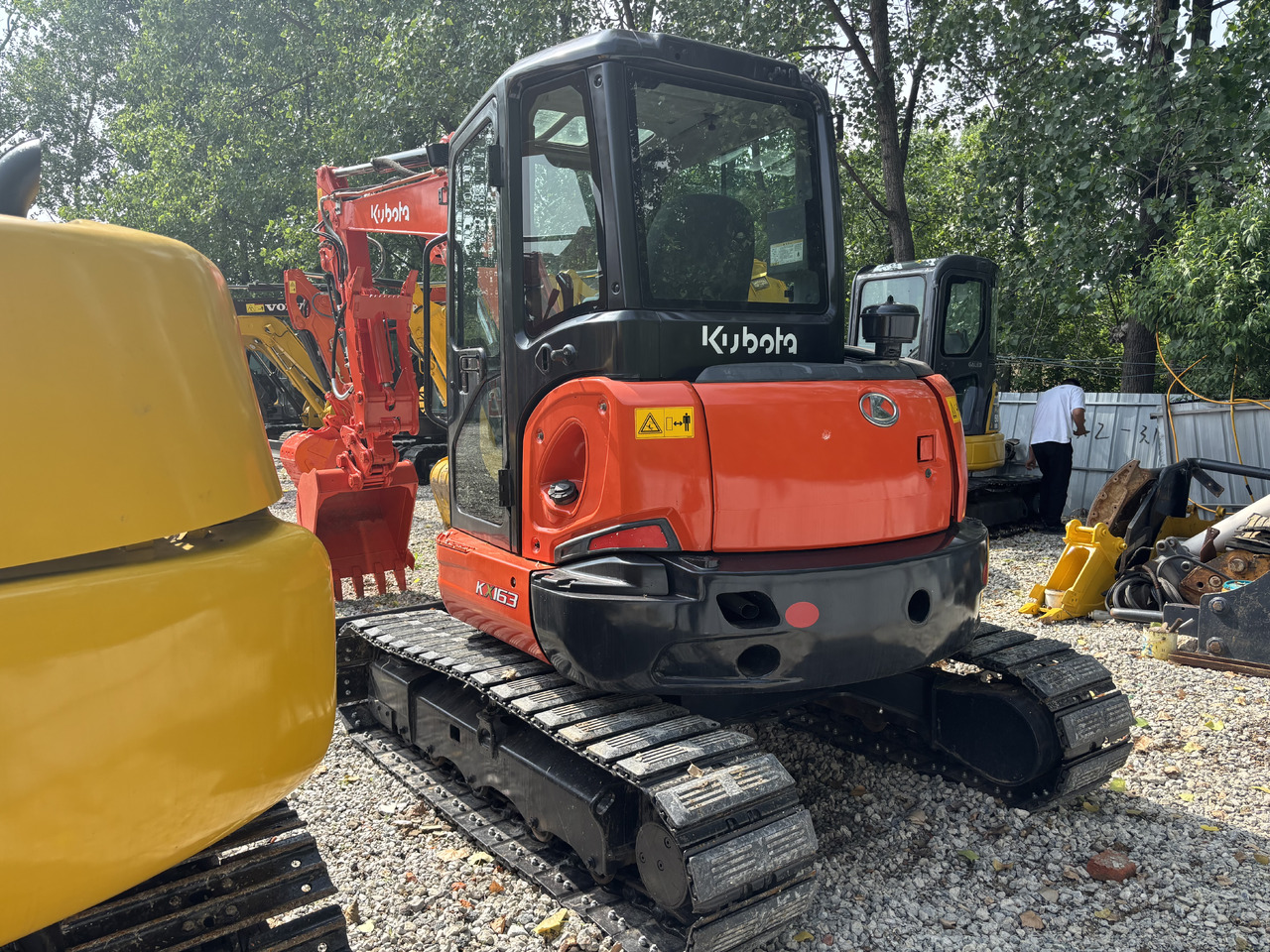 KUBOTA KX163 Carrying a thumb clip. - Mini bager: slika KUBOTA KX163 Carrying a thumb clip. - Mini bager KUBOTA KX163 Carrying a thumb clip. - Mini bager: slika KUBOTA KX163 Carrying a thumb clip. - Mini bager