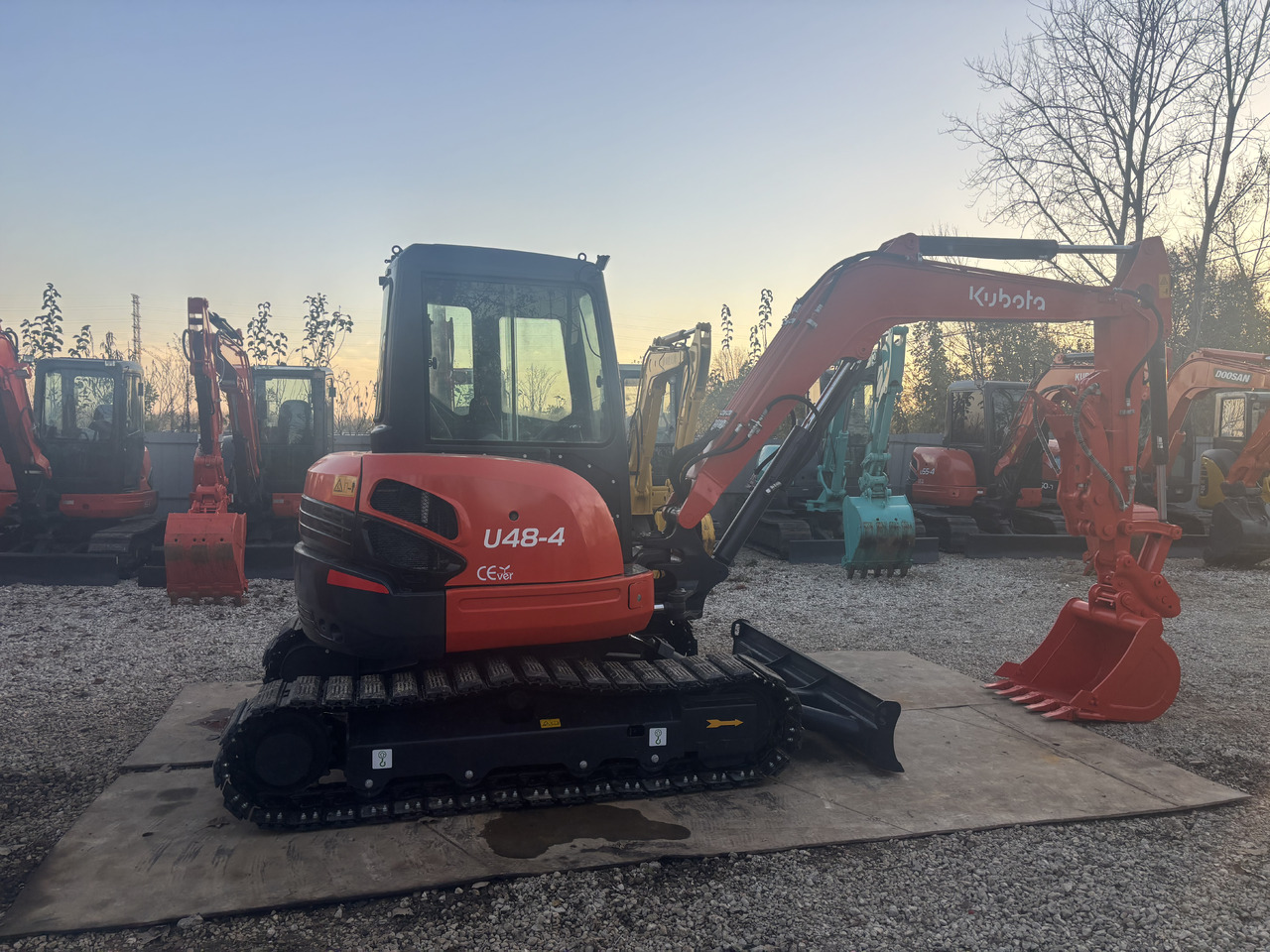 KUBOTA Kubota U48-4 - Mini bager: slika KUBOTA Kubota U48-4 - Mini bager KUBOTA Kubota U48-4 - Mini bager: slika KUBOTA Kubota U48-4 - Mini bager