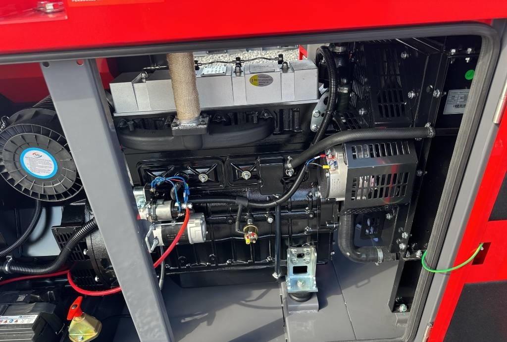 Ashita LG50 - Generatorski set: slika Ashita LG50 - Generatorski set Ashita LG50 - Generatorski set: slika Ashita LG50 - Generatorski set