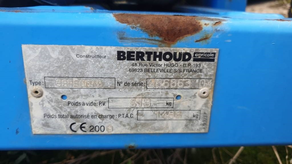 Berthoud Winair 1500 - Vučena prskalica: slika Berthoud Winair 1500 - Vučena prskalica Berthoud Winair 1500 - Vučena prskalica: slika Berthoud Winair 1500 - Vučena prskalica