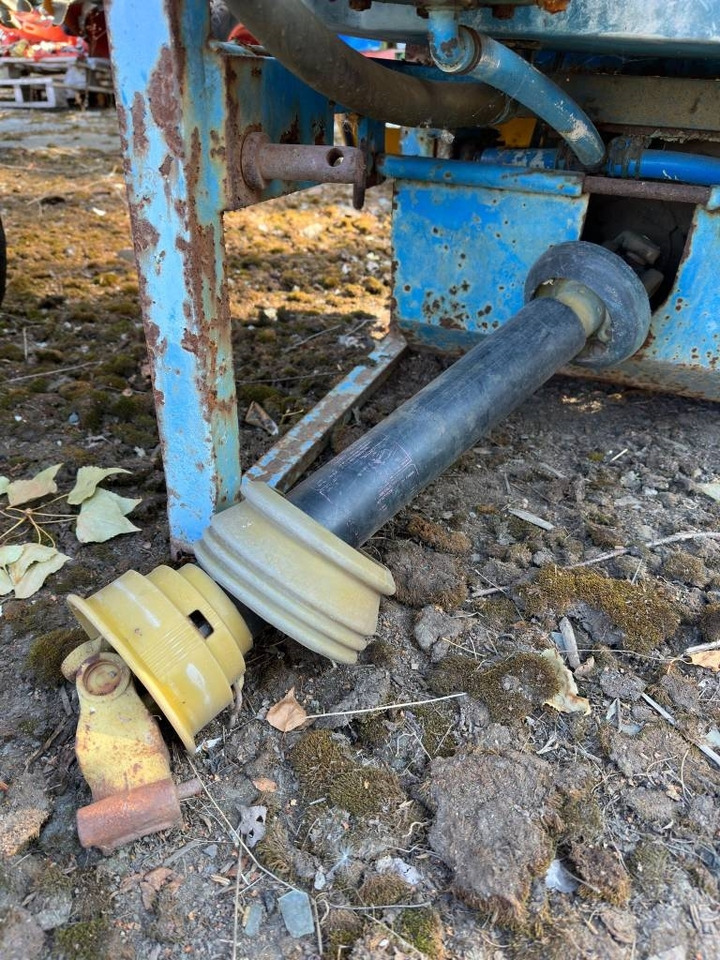 Blanchard 220  - Prskalica za traktor: slika Blanchard 220  - Prskalica za traktor Blanchard 220  - Prskalica za traktor: slika Blanchard 220  - Prskalica za traktor