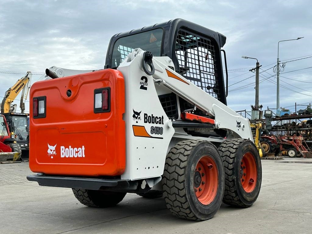 Bobcat S 450 - Mini utovarivač: slika Bobcat S 450 - Mini utovarivač Bobcat S 450 - Mini utovarivač: slika Bobcat S 450 - Mini utovarivač