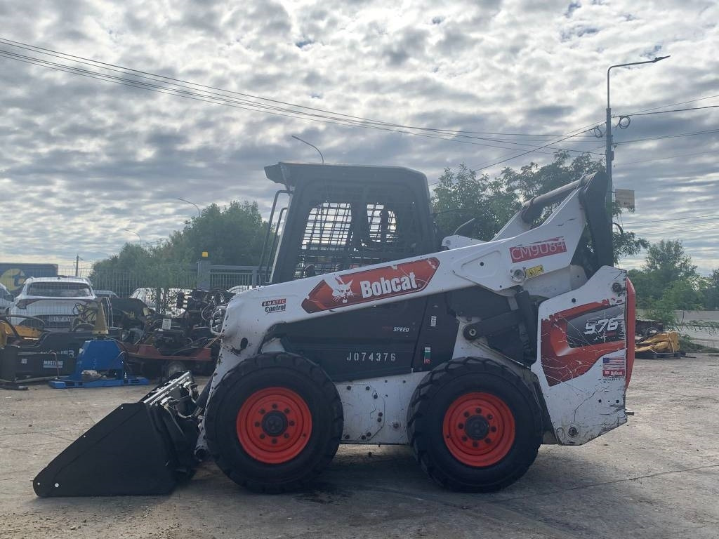 Bobcat S 76 - Mini utovarivač: slika Bobcat S 76 - Mini utovarivač Bobcat S 76 - Mini utovarivač: slika Bobcat S 76 - Mini utovarivač