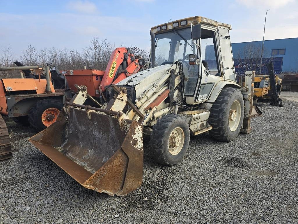 CAT 438 C NO DIGGING ARM - Rovokopač-utovarivač: slika CAT 438 C NO DIGGING ARM - Rovokopač-utovarivač CAT 438 C NO DIGGING ARM - Rovokopač-utovarivač: slika CAT 438 C NO DIGGING ARM - Rovokopač-utovarivač