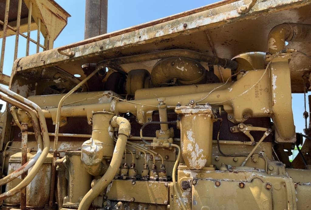 Polagač cijevi CAT 583 H: slika Polagač cijevi CAT 583 H Polagač cijevi CAT 583 H: slika Polagač cijevi CAT 583 H