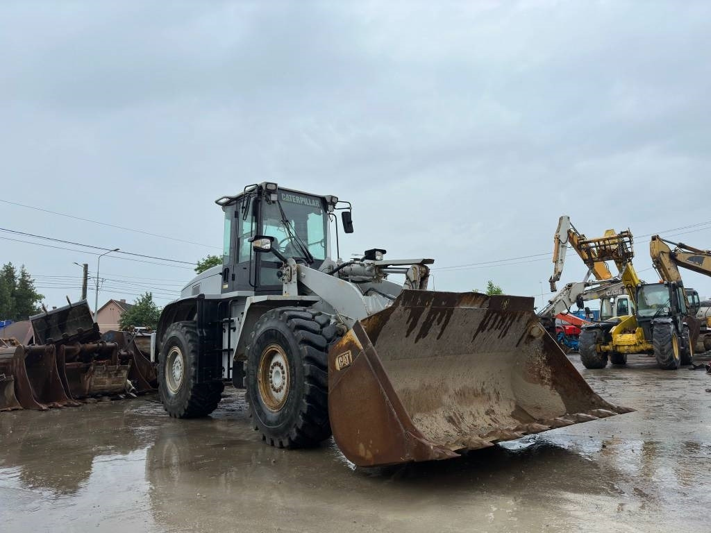 CAT 936H - Utovarivač na kotačima: slika CAT 936H - Utovarivač na kotačima CAT 936H - Utovarivač na kotačima: slika CAT 936H - Utovarivač na kotačima