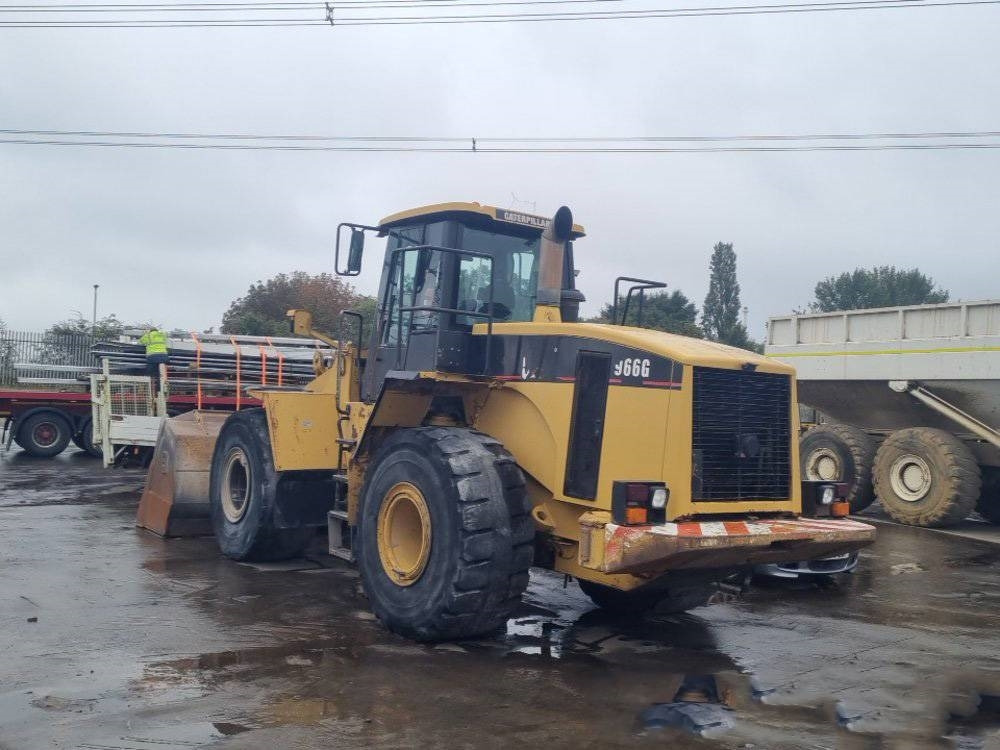 CAT 966 G - Utovarivač na kotačima: slika CAT 966 G - Utovarivač na kotačima CAT 966 G - Utovarivač na kotačima: slika CAT 966 G - Utovarivač na kotačima