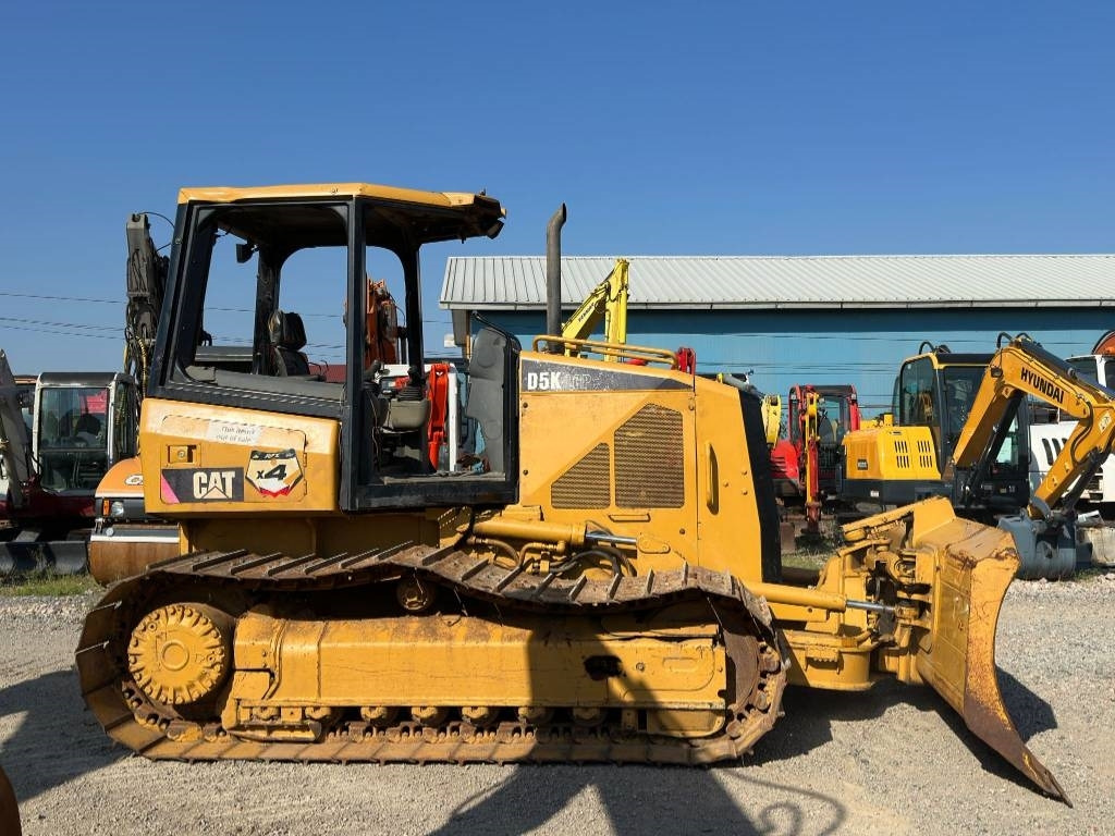 CAT D 5 K LGP - Buldožer: slika CAT D 5 K LGP - Buldožer CAT D 5 K LGP - Buldožer: slika CAT D 5 K LGP - Buldožer