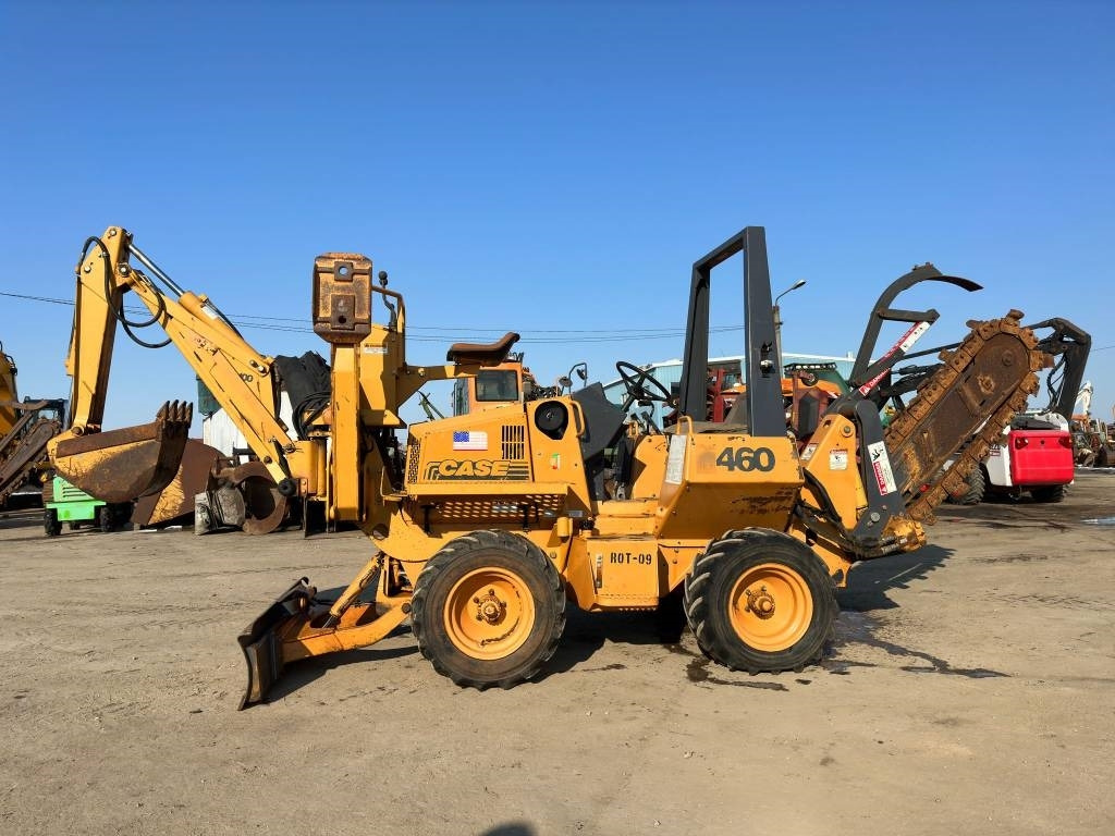 Case 460 - Trenčer: slika Case 460 - Trenčer Case 460 - Trenčer: slika Case 460 - Trenčer