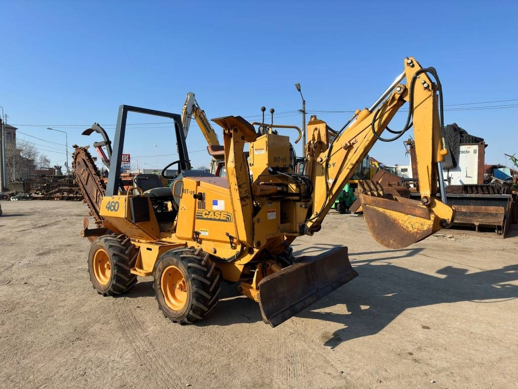 Case 460 - Trenčer: slika Case 460 - Trenčer Case 460 - Trenčer: slika Case 460 - Trenčer