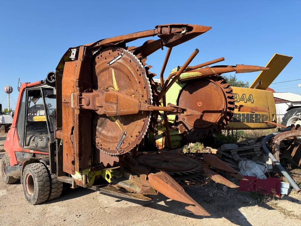 Claas RU 450  - Silažni kombajn: slika Claas RU 450  - Silažni kombajn Claas RU 450  - Silažni kombajn: slika Claas RU 450  - Silažni kombajn