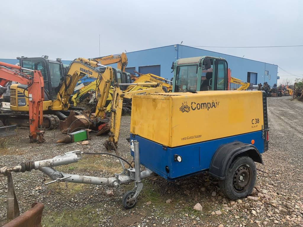 Compair DLT 0407 - Zračni kompresor: slika Compair DLT 0407 - Zračni kompresor Compair DLT 0407 - Zračni kompresor: slika Compair DLT 0407 - Zračni kompresor